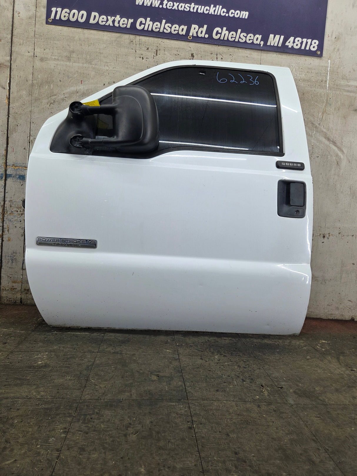 1999-2007 Ford Super Duty LH Driver Side Front Door F250 F350 F450 F550