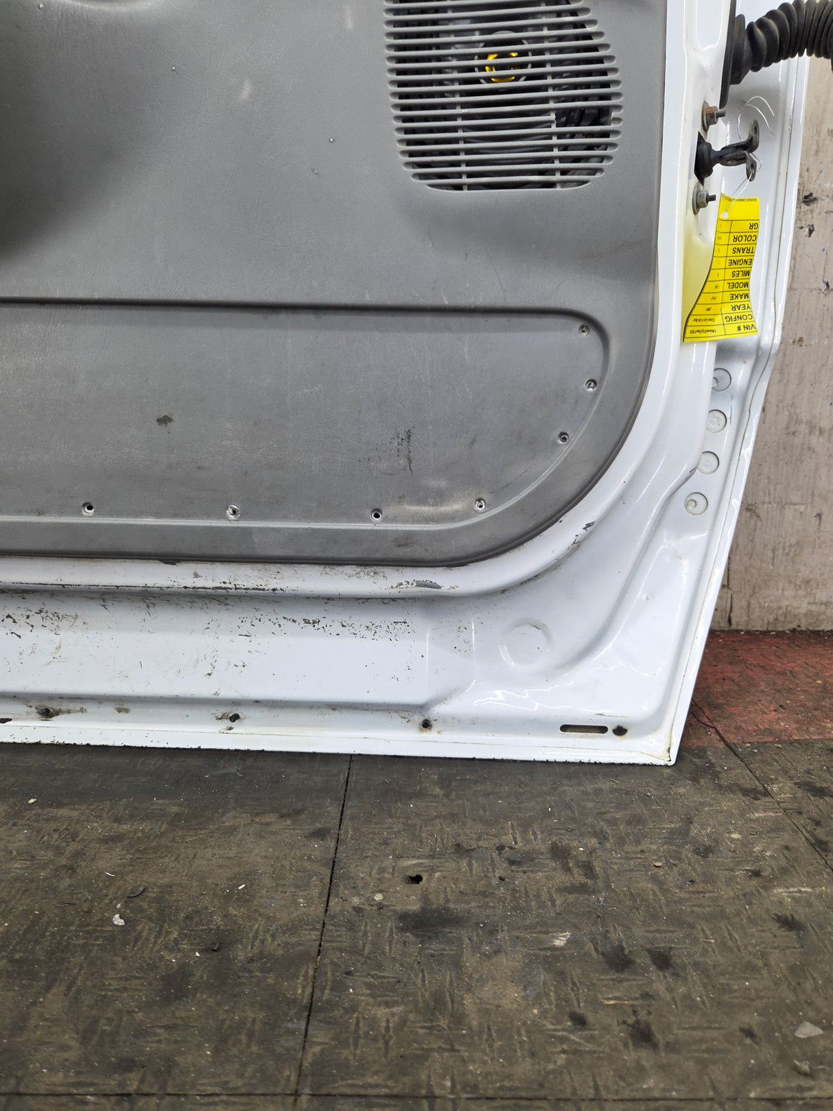 1999-2007 Ford Super Duty LH Driver Side Front Door F250 F350 F450 F550
