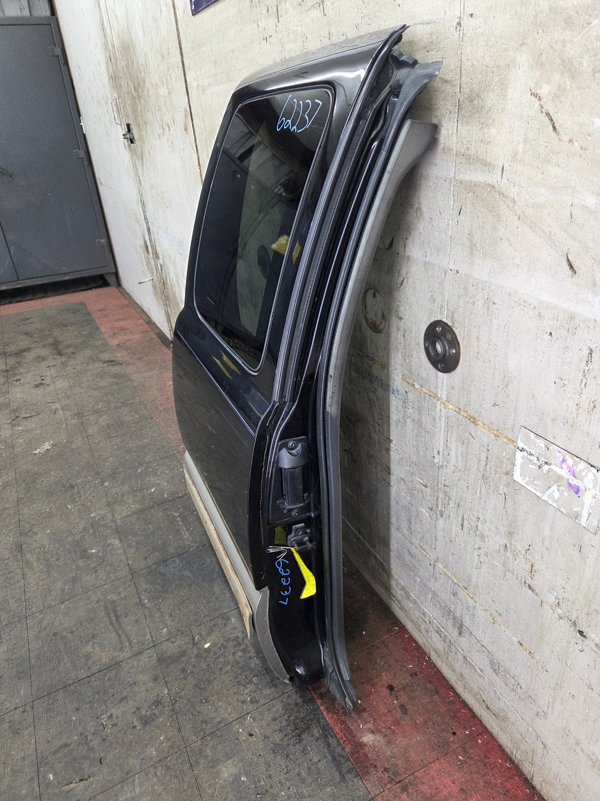 1999-2006 Chevrolet Silverado / GMC Sierra 1500 2500 3500 HD Rear Passenger side Extended Cab Rear Door