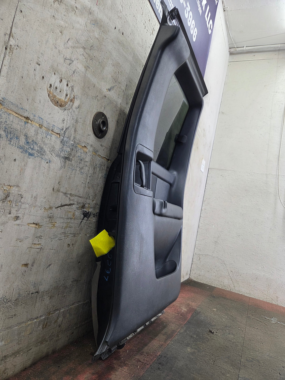 1999-2006 Chevrolet Silverado / GMC Sierra 1500 2500 3500 HD Rear Passenger side Extended Cab Rear Door