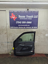 1999-2006 Chevrolet Silverado / GMC Sierra 1500 2500 3500 HD Front Passenger Side Door RH