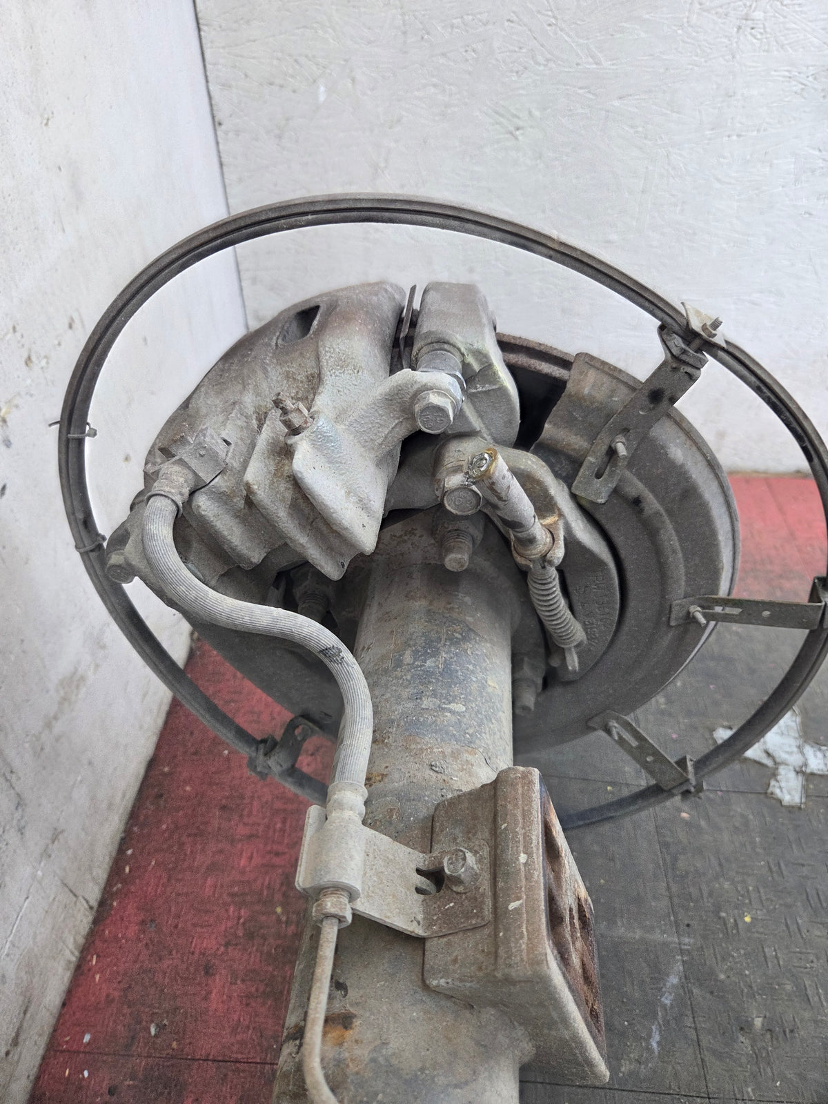 2002-2004 Ford Super Duty F250 F350 SRW Rear Axle 3.73 Gear Ratio - Limited Slip