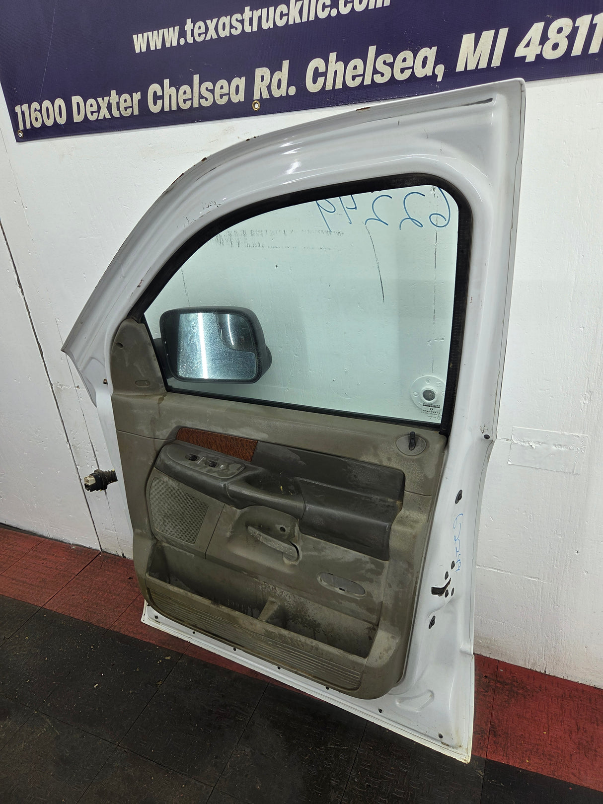 2003-2008 Dodge Ram 3rd Gen Passenger Side Front Quad Cab Crew Cab Door 1500 2500 3500 4500 5500
