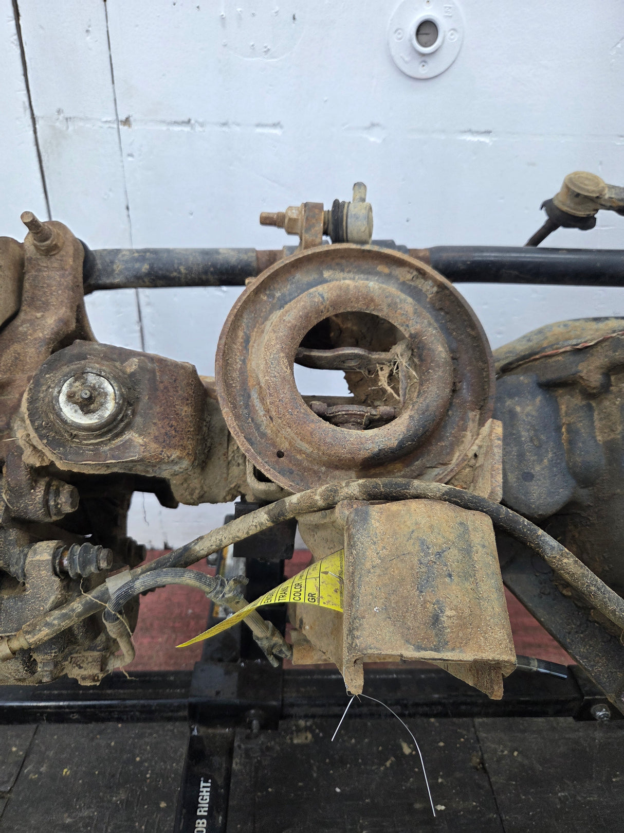 2006-2007 Dodge Ram 2500 3500 8 Lug Front Axle 3.73 Gear Ratio 3rd Gen