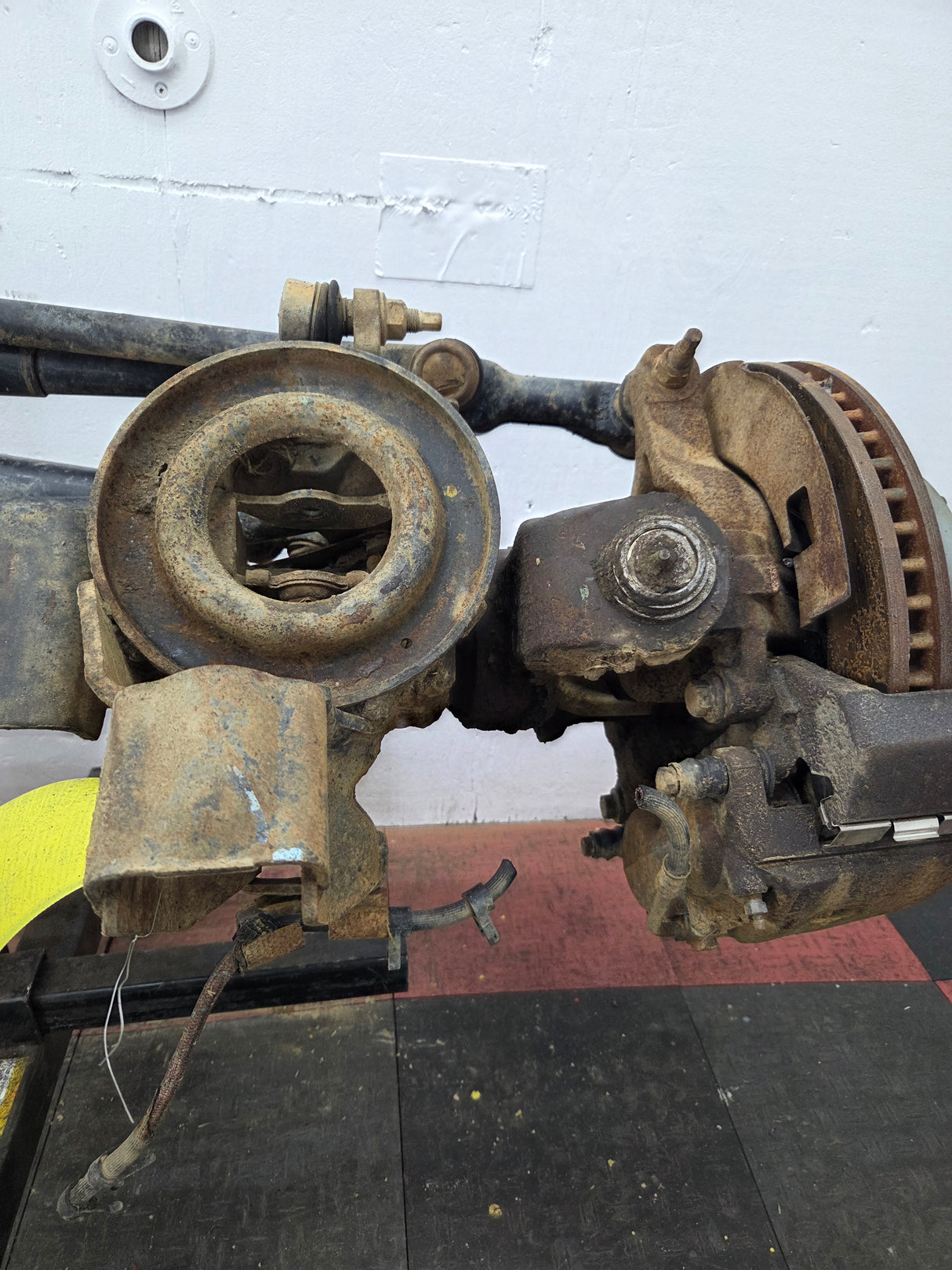 2006-2007 Dodge Ram 2500 3500 8 Lug Front Axle 3.73 Gear Ratio 3rd Gen