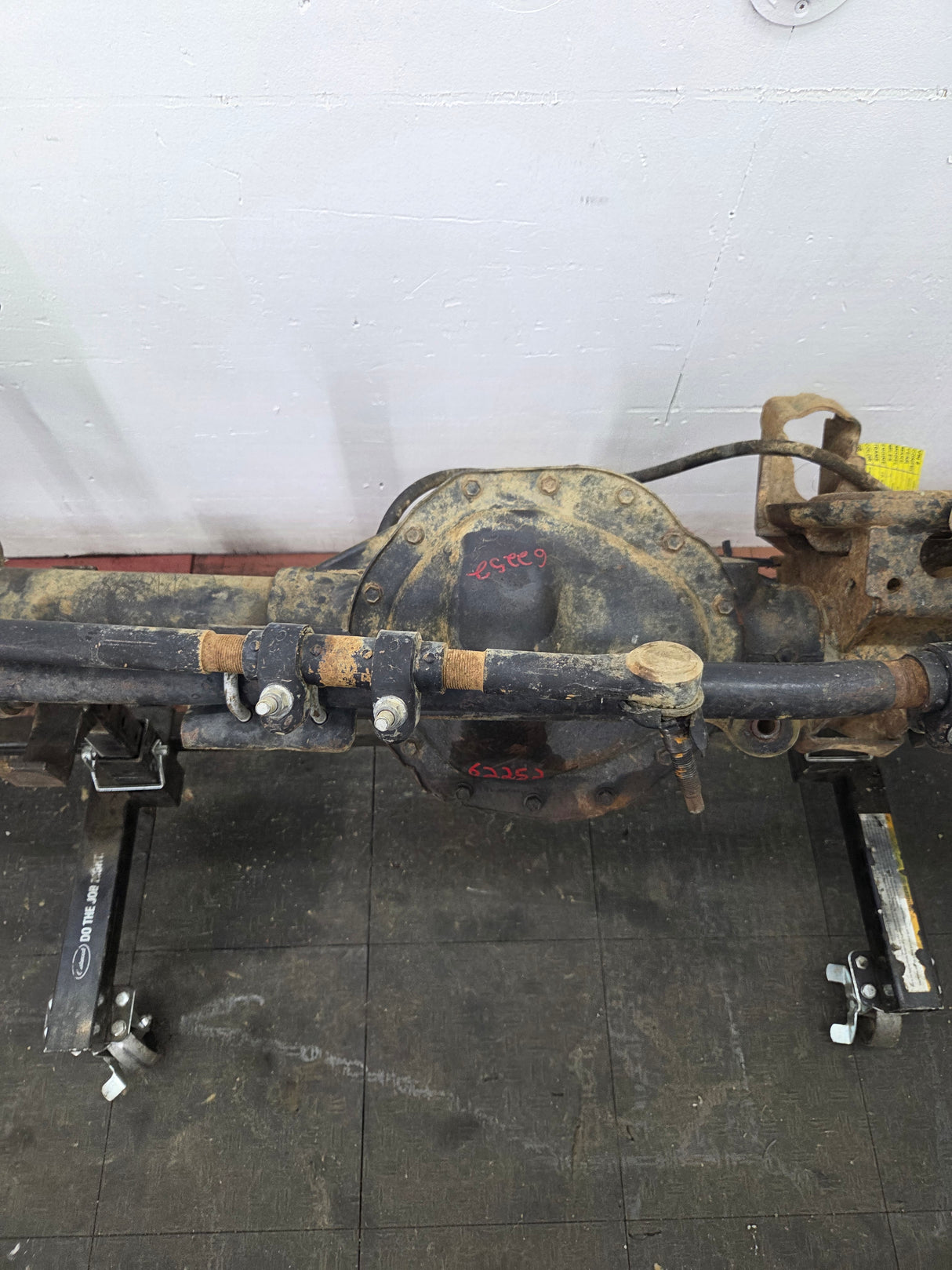 2006-2007 Dodge Ram 2500 3500 8 Lug Front Axle 3.73 Gear Ratio 3rd Gen