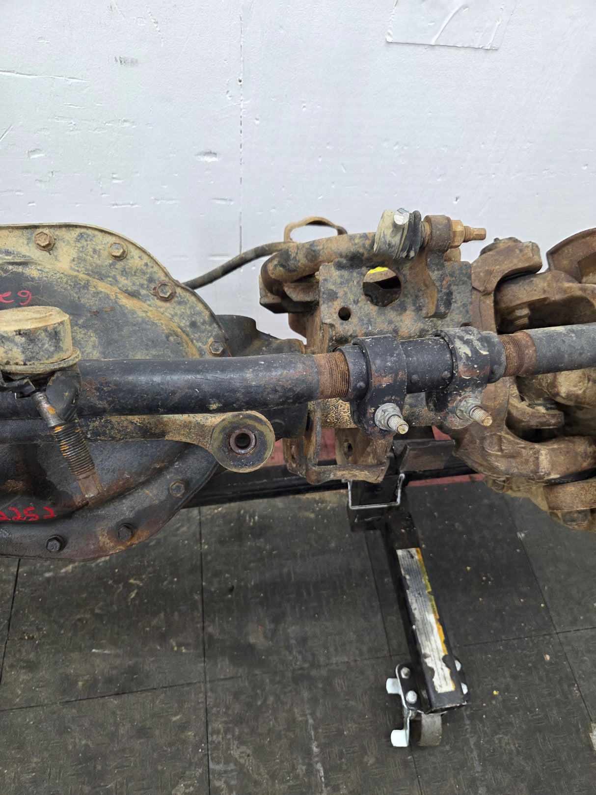 2006-2007 Dodge Ram 2500 3500 8 Lug Front Axle 3.73 Gear Ratio 3rd Gen