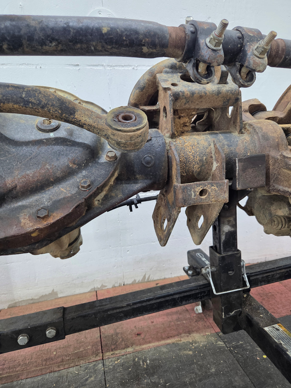 2006-2007 Dodge Ram 2500 3500 8 Lug Front Axle 3.73 Gear Ratio 3rd Gen