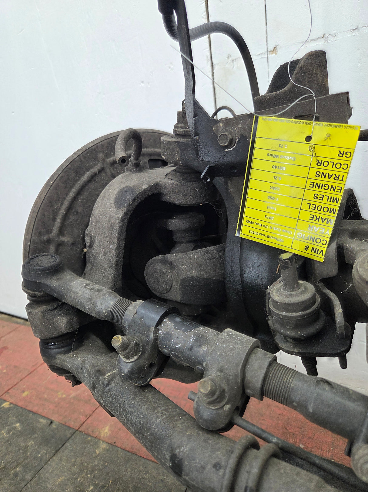 2011-2012 Ford Super Duty F250 F350 Front Axle 3.73 Gear Ratio