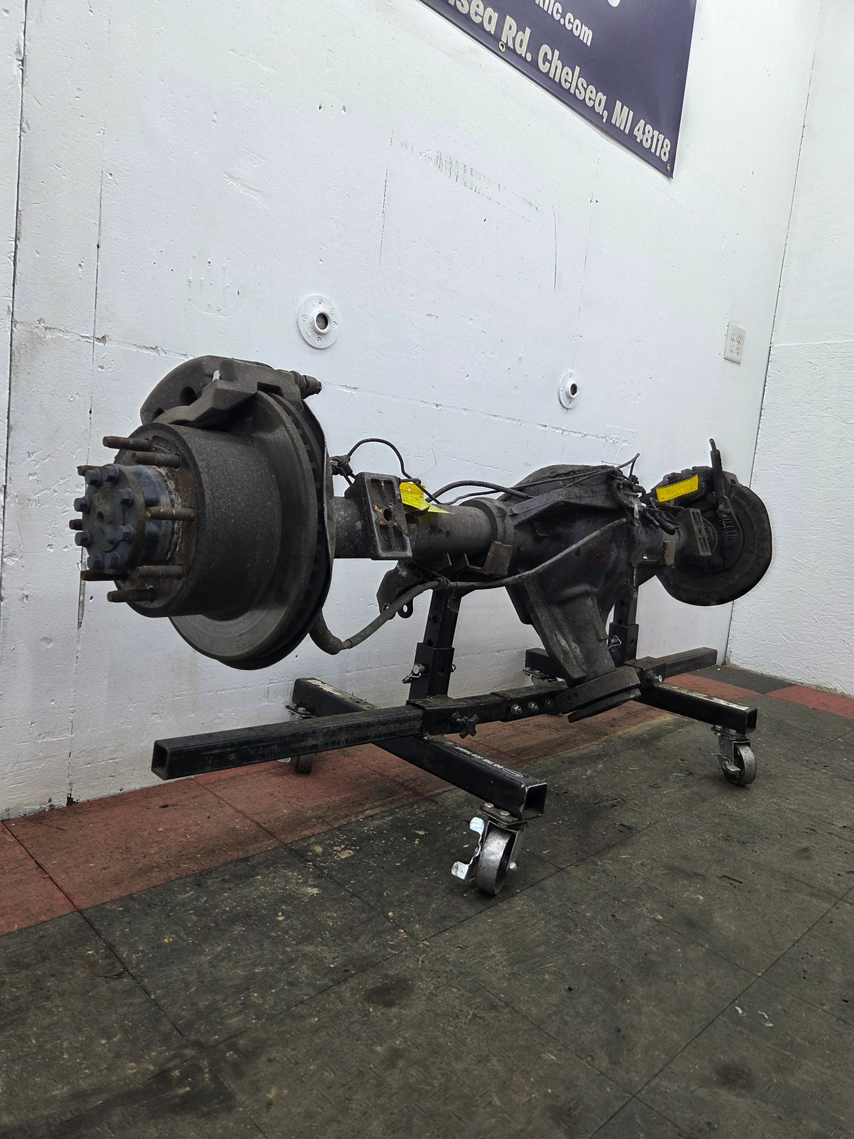 2011-2012 Ford Super Duty F250 F350 Rear Axle 3.73 Gear Ratio Electric Locking Rear End 220k Miles