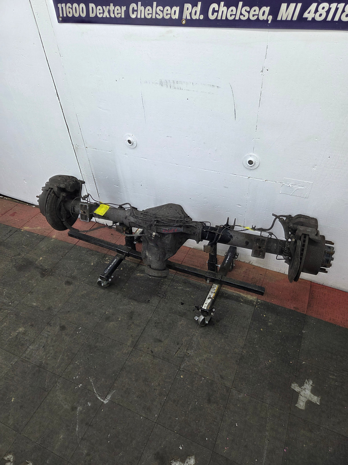 2011-2012 Ford Super Duty F250 F350 Rear Axle 3.73 Gear Ratio Electric Locking Rear End 220k Miles