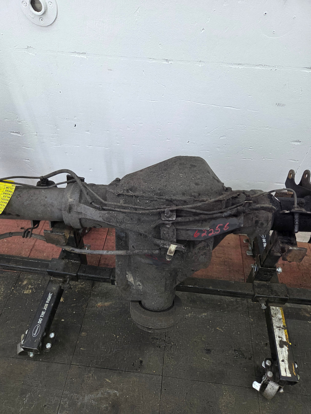 2011-2012 Ford Super Duty F250 F350 Rear Axle 3.73 Gear Ratio Electric Locking Rear End 220k Miles