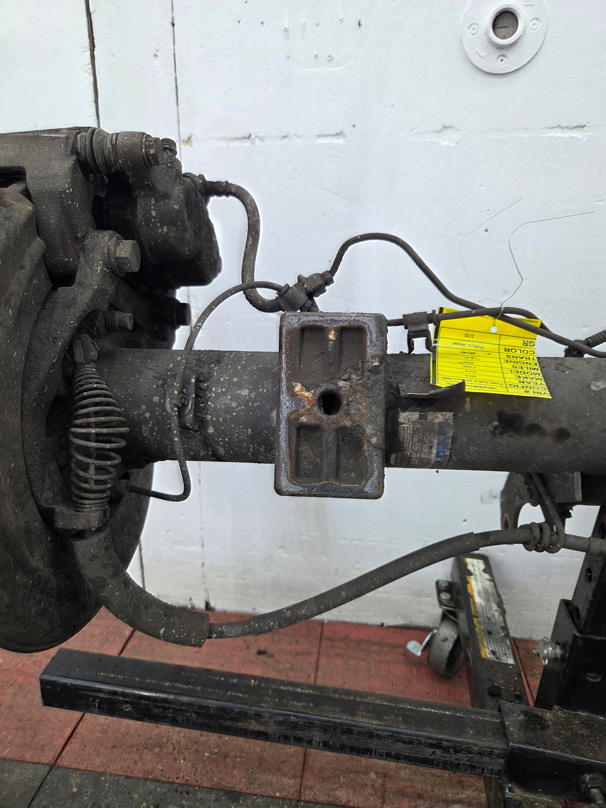 2011-2012 Ford Super Duty F250 F350 Rear Axle 3.73 Gear Ratio Electric Locking Rear End 220k Miles