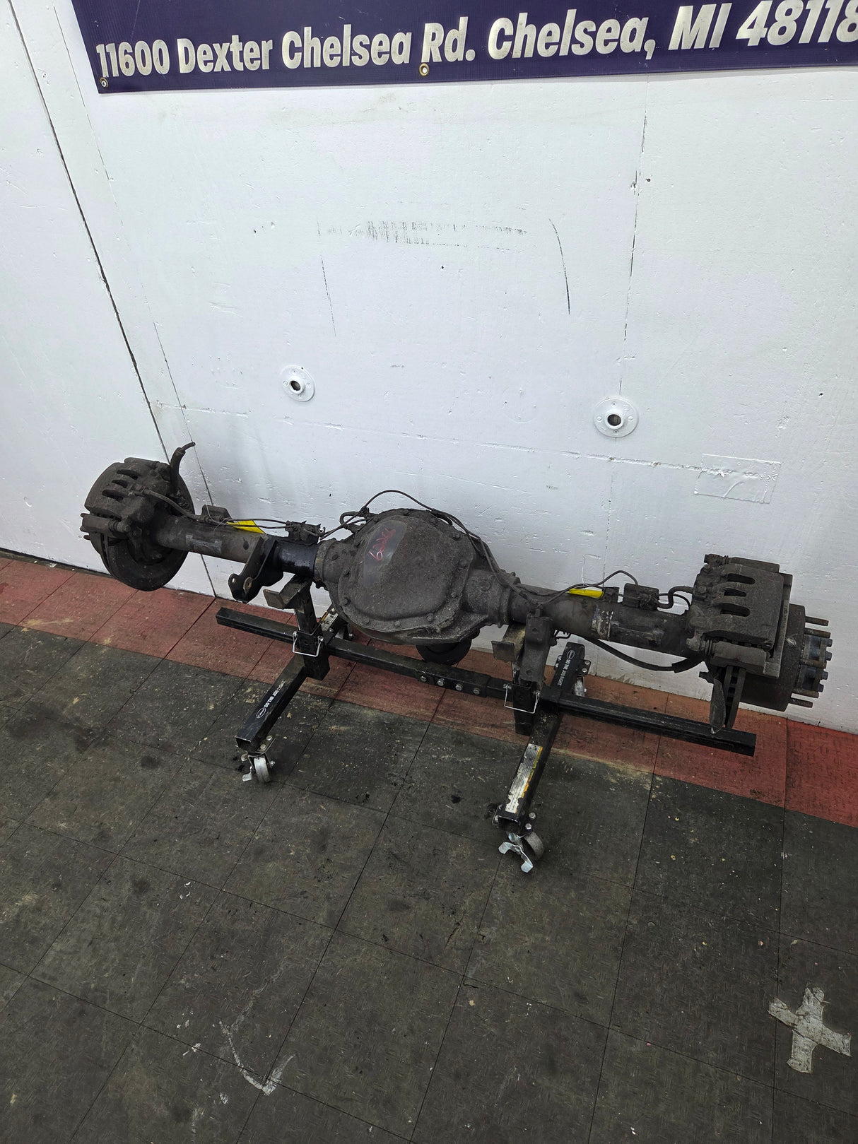 2011-2012 Ford Super Duty F250 F350 Rear Axle 3.73 Gear Ratio Electric Locking Rear End 220k Miles