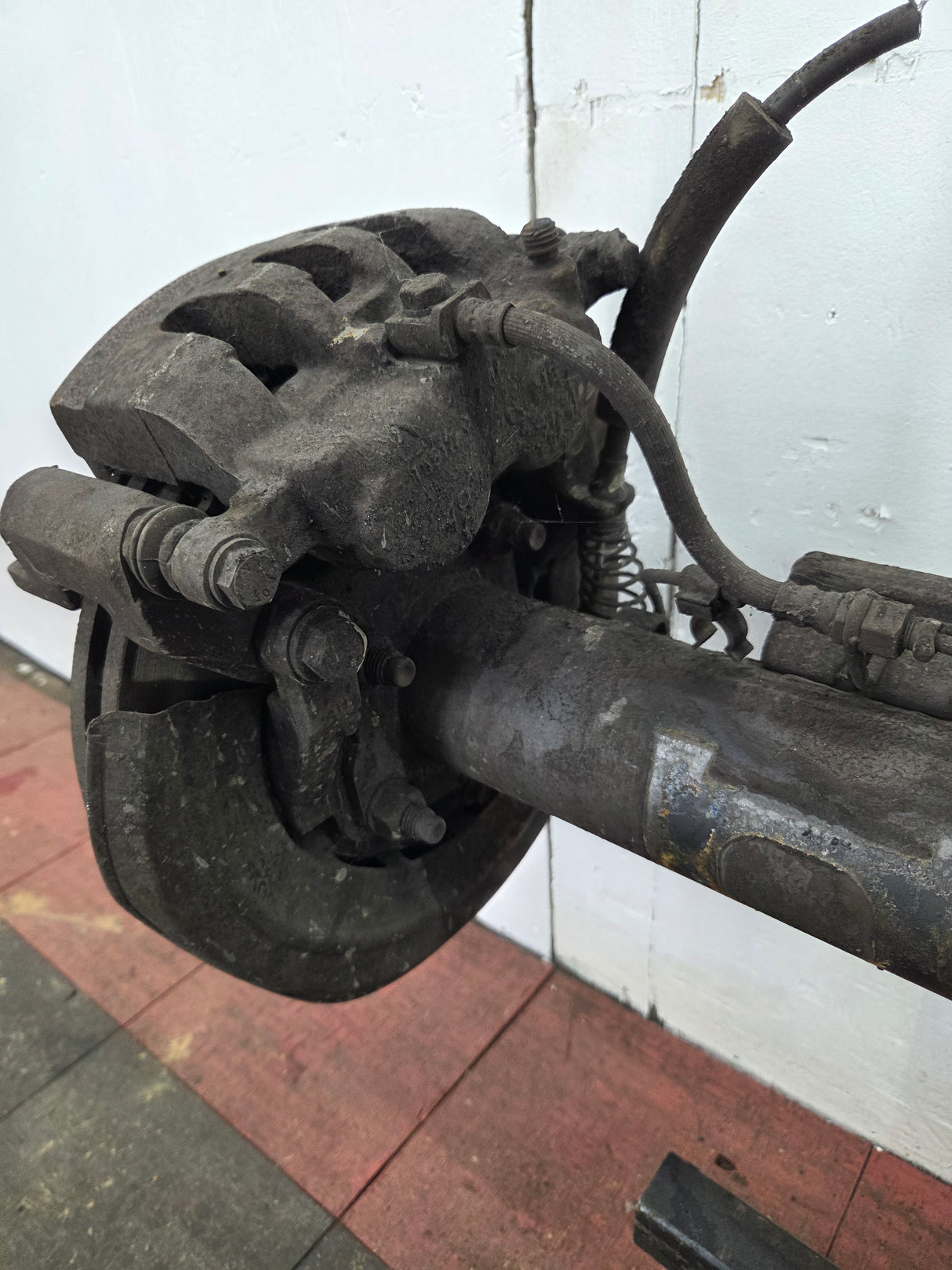 2011-2012 Ford Super Duty F250 F350 Rear Axle 3.73 Gear Ratio Electric Locking Rear End 220k Miles