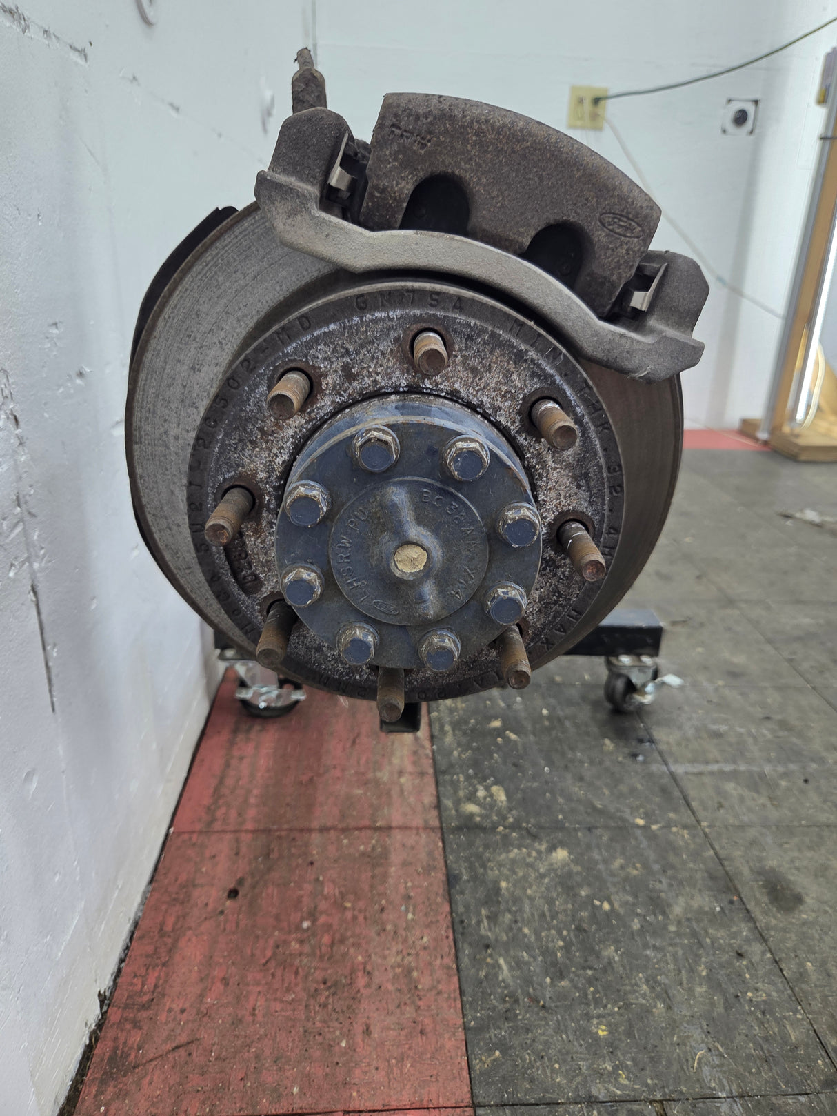 2011-2012 Ford Super Duty F250 F350 Rear Axle 3.73 Gear Ratio Electric Locking Rear End 220k Miles