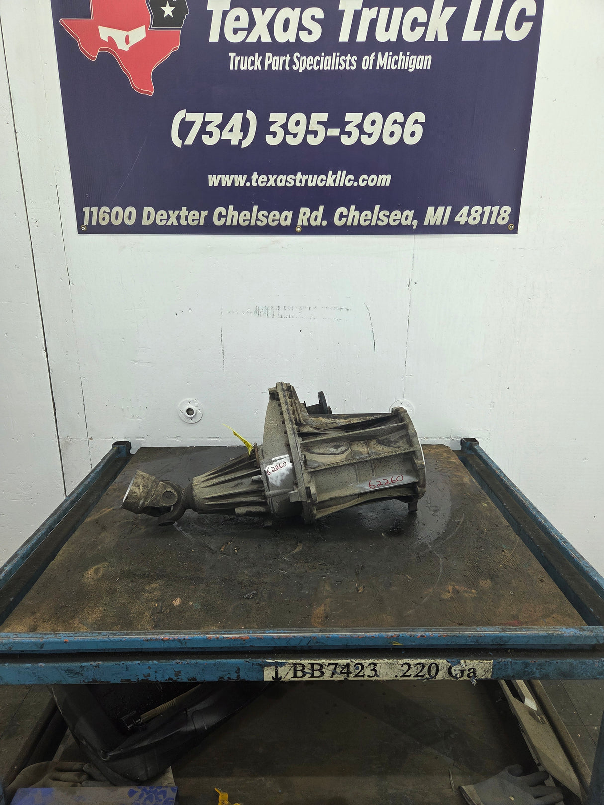 2011-2016 6.2L 6.7L PSD Transfer Case Flange Yoke Manual Shift Ford F250 F350 F450 F550 Super Duty