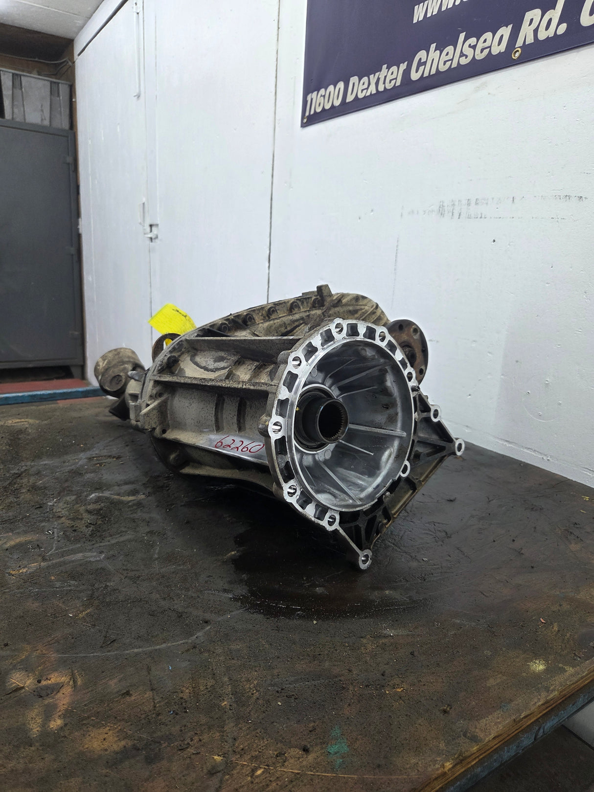 2011-2016 6.2L 6.7L PSD Transfer Case Flange Yoke Manual Shift Ford F250 F350 F450 F550 Super Duty