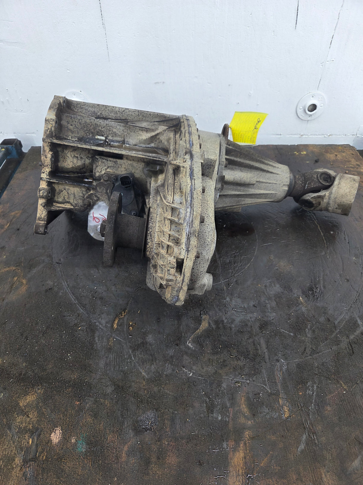 2011-2016 6.2L 6.7L PSD Transfer Case Flange Yoke Manual Shift Ford F250 F350 F450 F550 Super Duty
