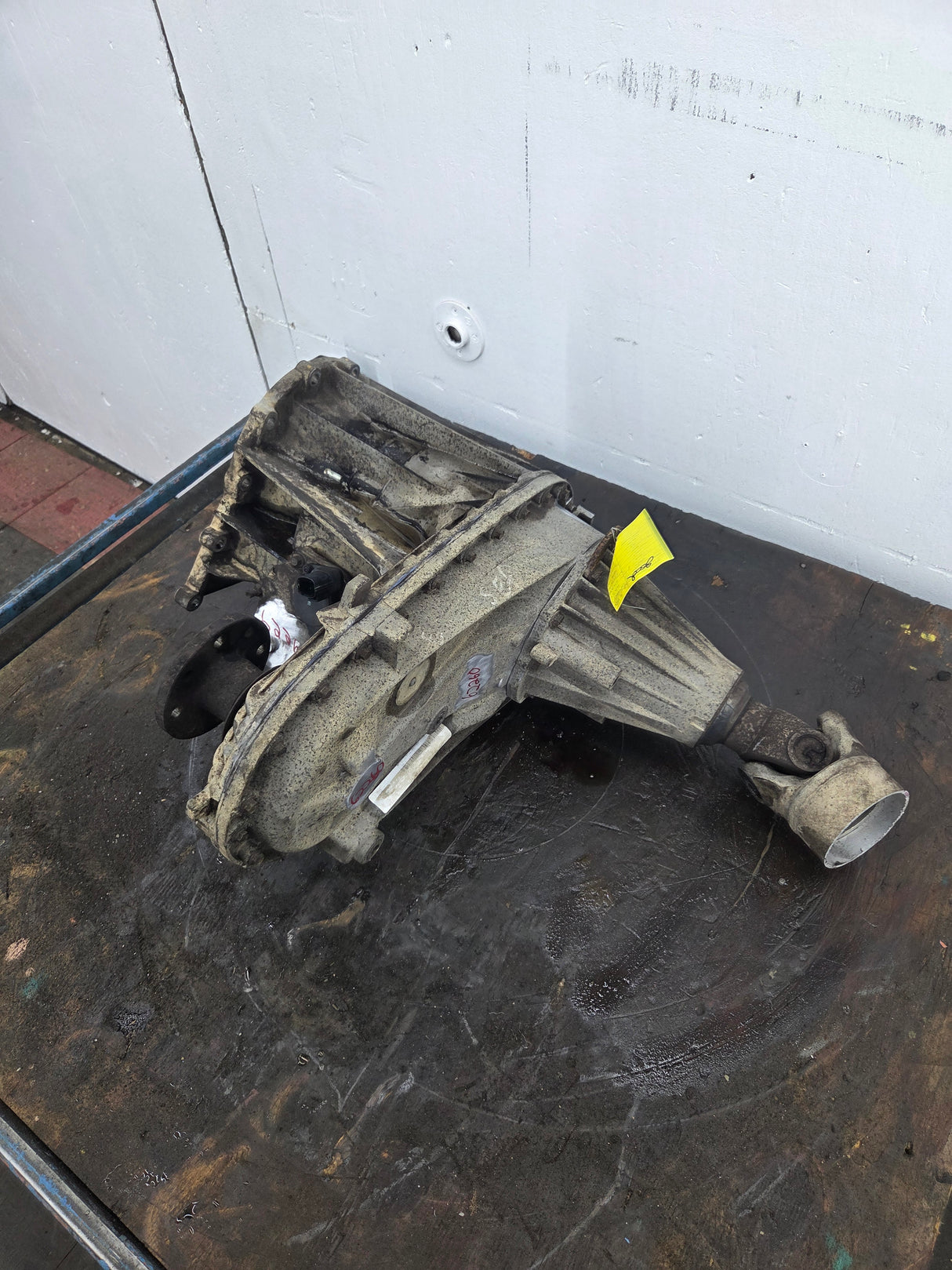 2011-2016 6.2L 6.7L PSD Transfer Case Flange Yoke Manual Shift Ford F250 F350 F450 F550 Super Duty