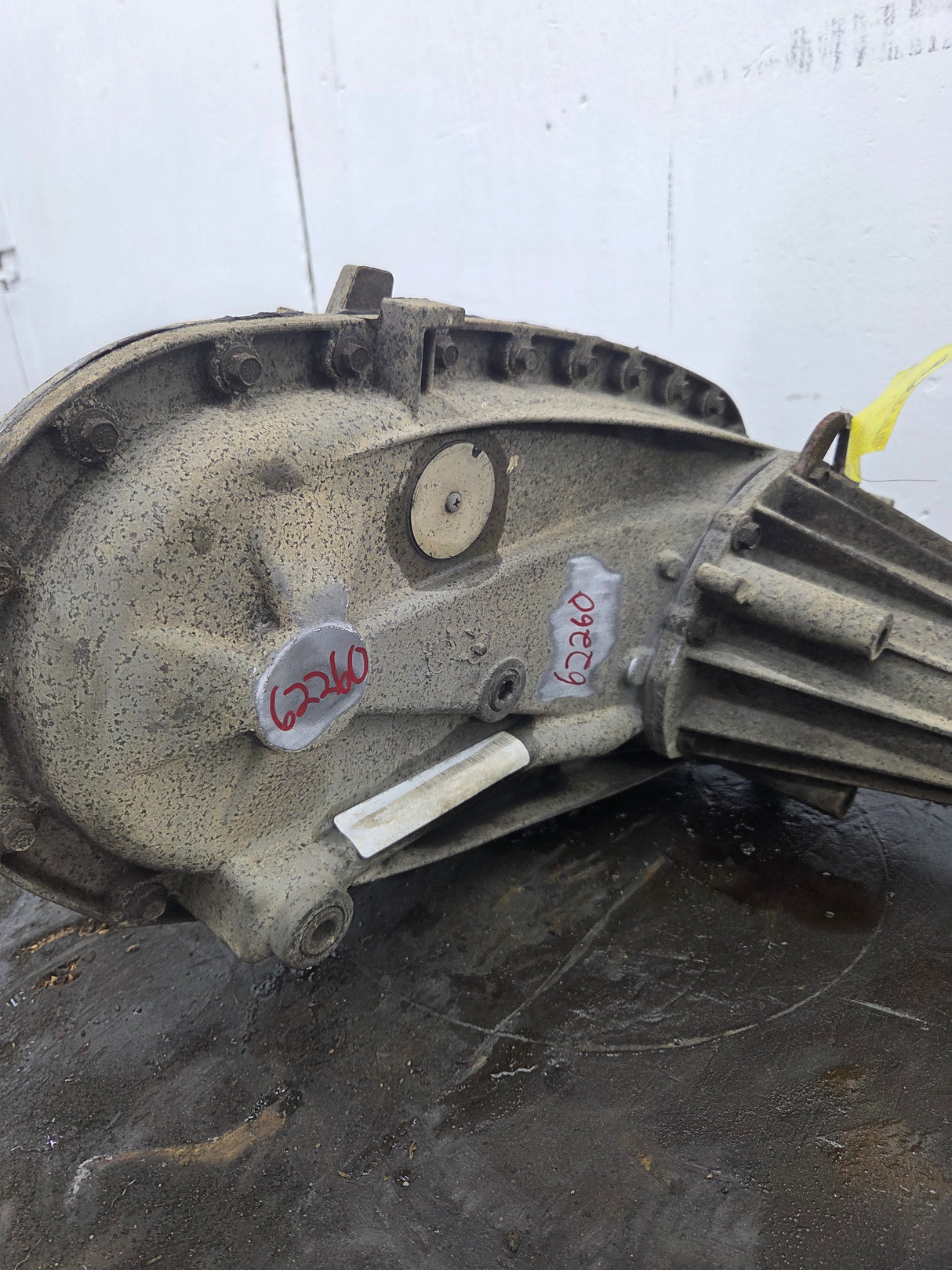 2011-2016 6.2L 6.7L PSD Transfer Case Flange Yoke Manual Shift Ford F250 F350 F450 F550 Super Duty