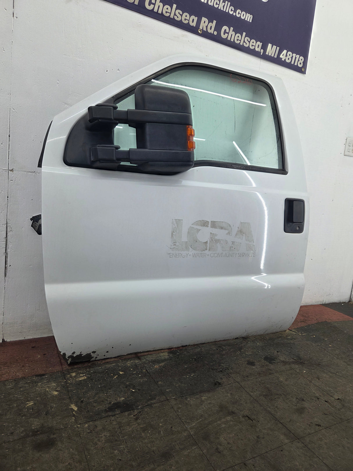 2012-2016 Ford Super Duty LH Driver Side Front Door F250 F350 F450 F550