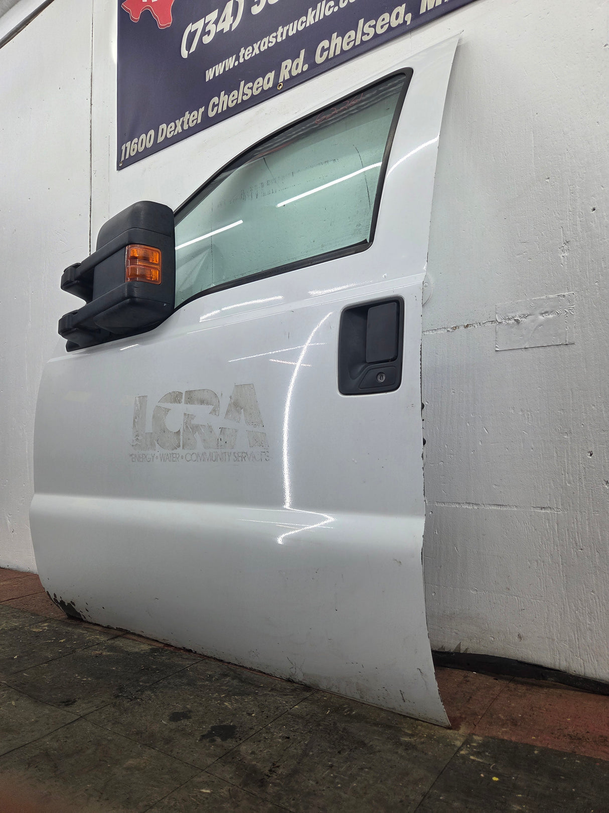 2012-2016 Ford Super Duty LH Driver Side Front Door F250 F350 F450 F550