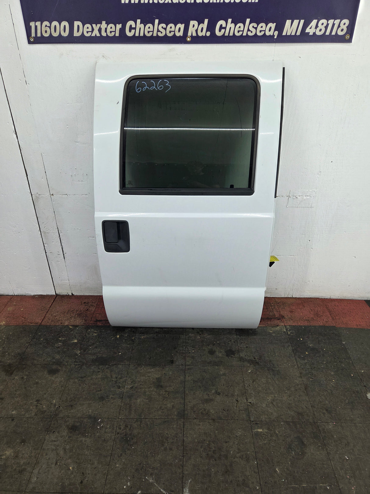 2012-2016 Ford Super Duty Driver Rear Door LH Crew Cab F250 F350 F450 F550
