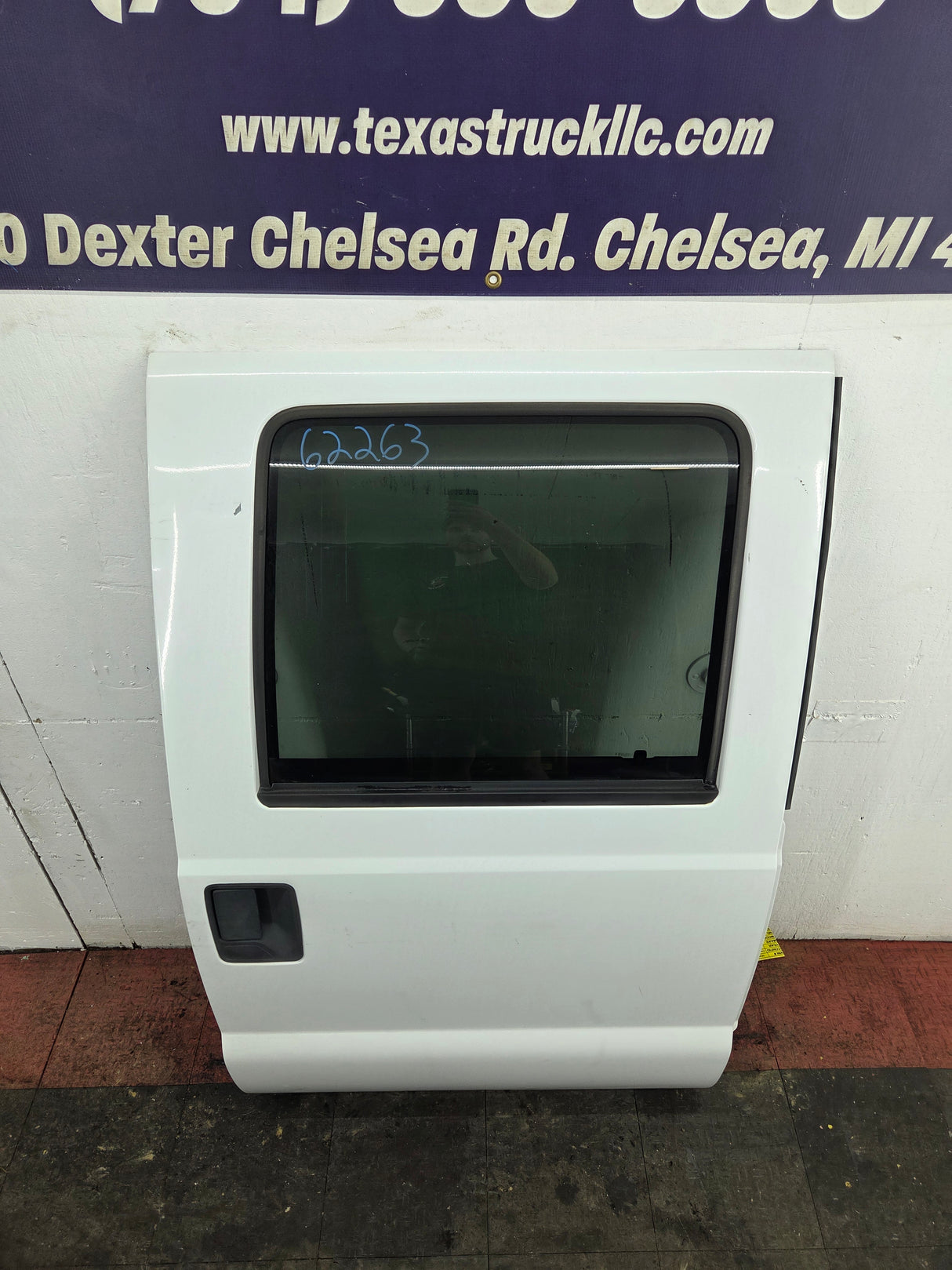 2012-2016 Ford Super Duty Driver Rear Door LH Crew Cab F250 F350 F450 F550