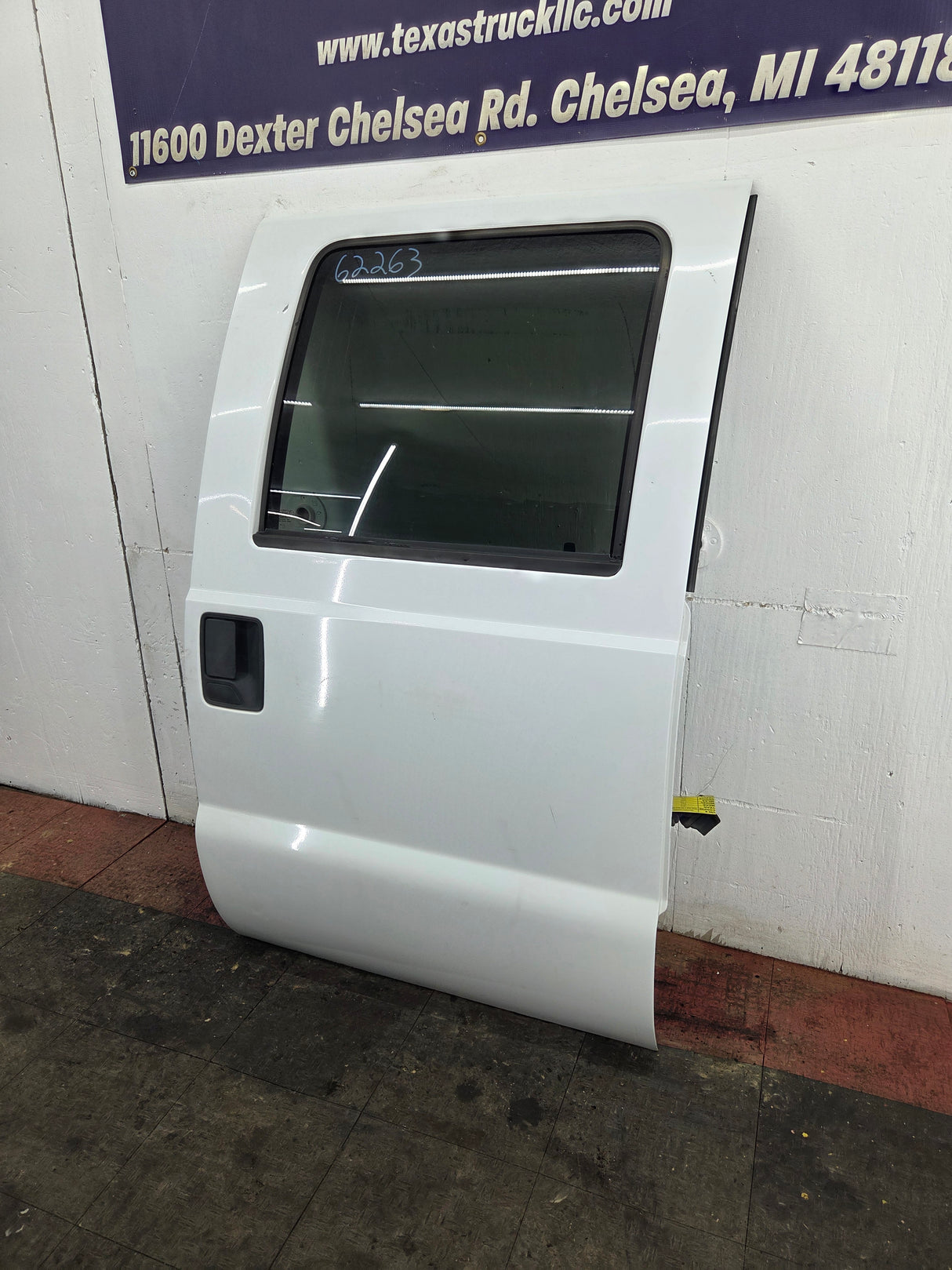2012-2016 Ford Super Duty Driver Rear Door LH Crew Cab F250 F350 F450 F550