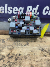 1998-2004 Chevrolet GMC Engine Bay Fuse Box - 15328925
