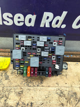 1998-2004 Chevrolet GMC Engine Bay Fuse Box - 15328925