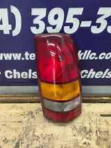 1999–2007 Chevrolet Silverado/GMC Sierra Passenger Side Tail Light 16524516