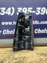 1999–2007 Chevrolet Silverado/GMC Sierra Passenger Side Tail Light 16524516