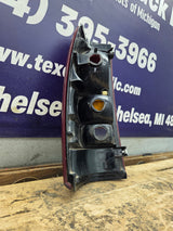 1999–2007 Chevrolet Silverado/GMC Sierra Passenger Side Tail Light 16524516