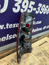 1999–2007 Chevrolet Silverado/GMC Sierra Passenger Side Tail Light 16524516