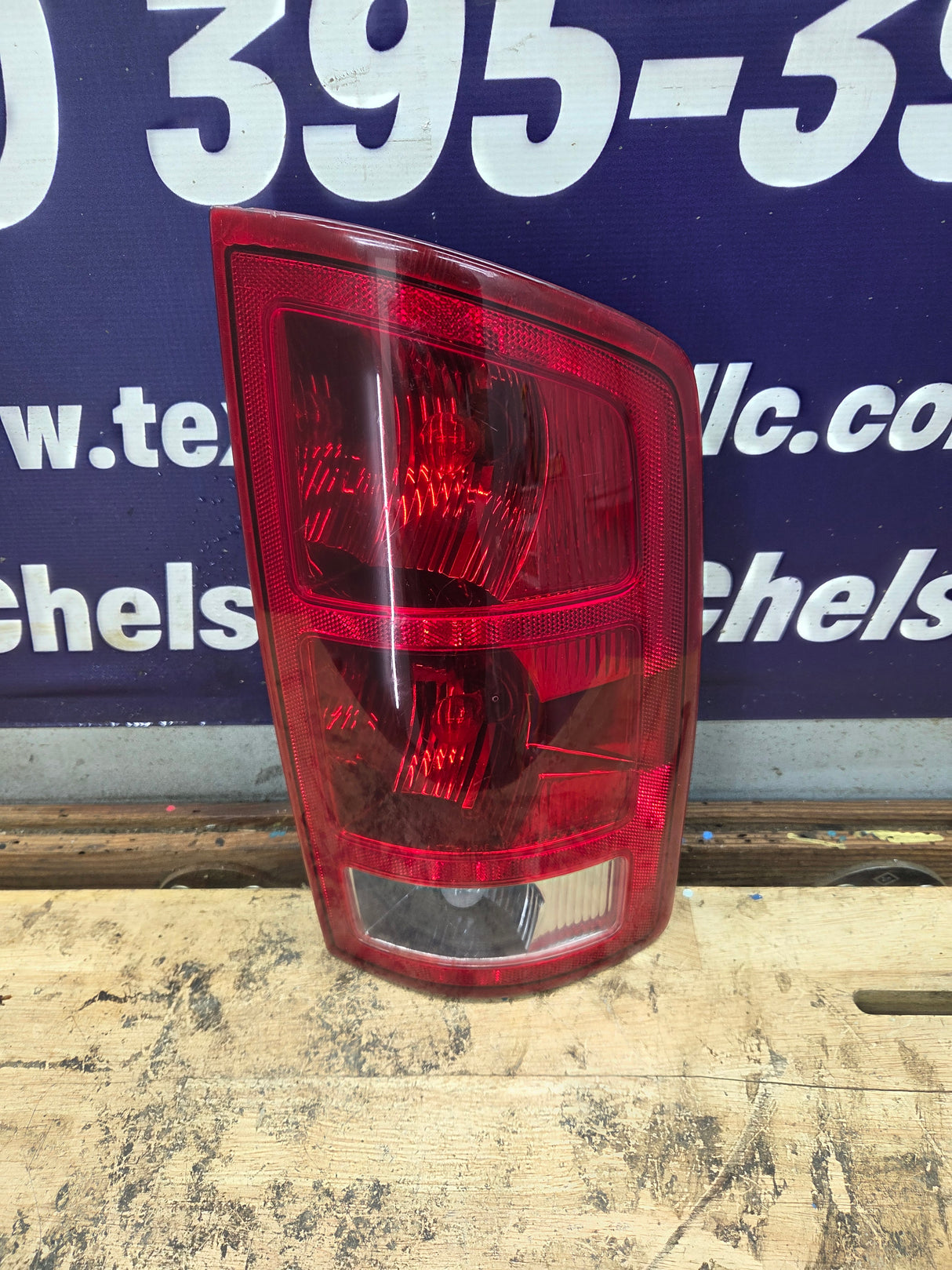 2003-2006 Dodge Ram 3rd Gen Passenger Side Tail Light 55077116