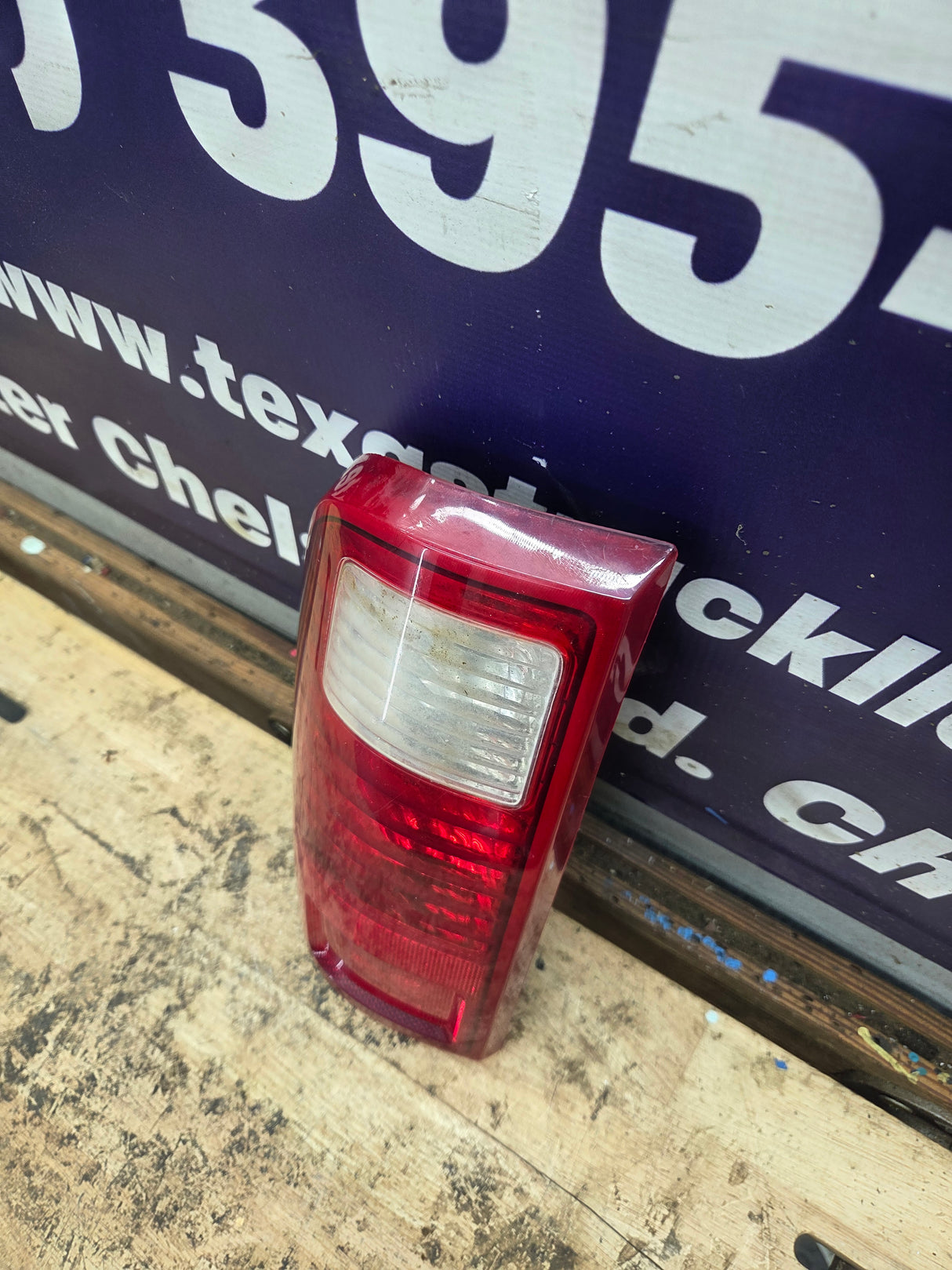 2008-2016 Ford Super Duty Driver Side Tail Light F250 F350 F450 F550 7C34-13B505-A
