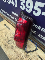 2003-2007 Chevrolet Silverado 1500 2500 3500 HD RH Passenger Side Tail Light