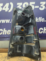 2001–2003 Chevrolet Silverado/GMC 3500 Dually Driver Side Tail Light 15844159