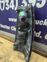 2001–2003 Chevrolet Silverado/GMC 3500 Dually Driver Side Tail Light 15844159