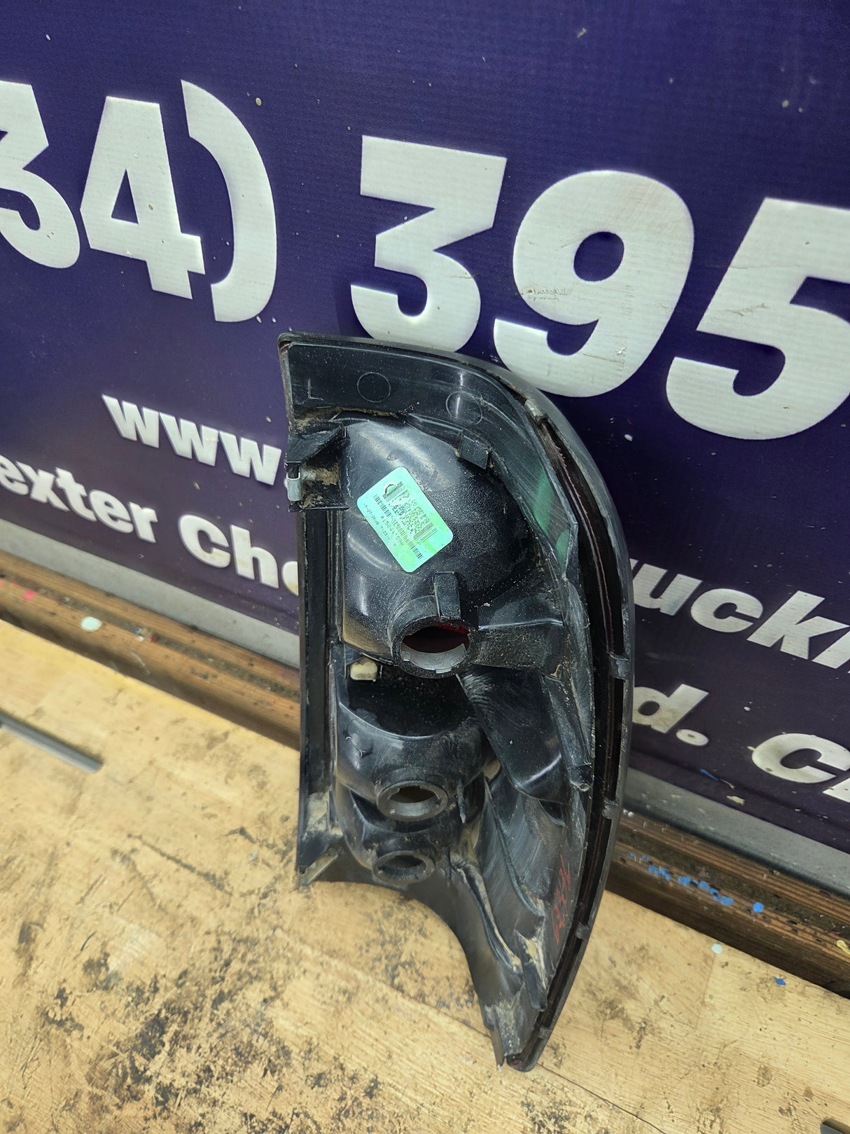 2001–2003 Chevrolet Silverado/GMC 3500 Dually Driver Side Tail Light 15844159
