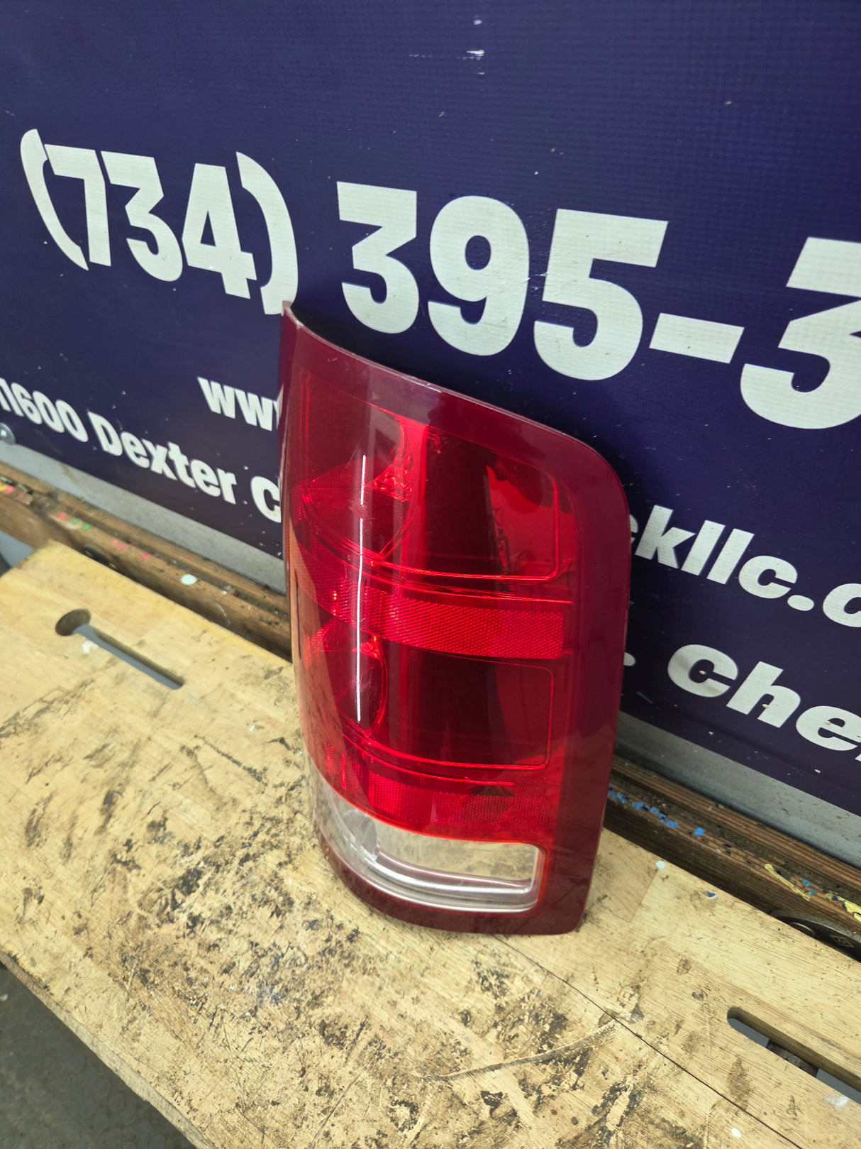 2007-2013 GMC Sierra Passenger Side Tail Light