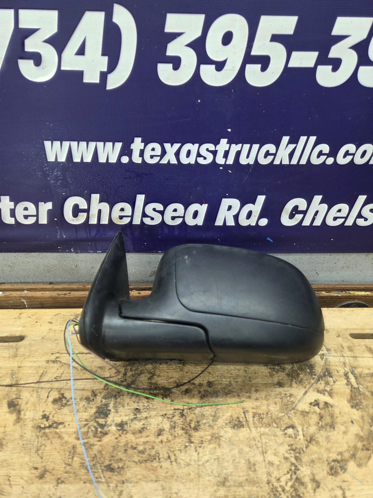 1999-2006 Chevrolet Silverado GMC Sierra 1500 2500 LH Driver Side Power and Heat Mirror