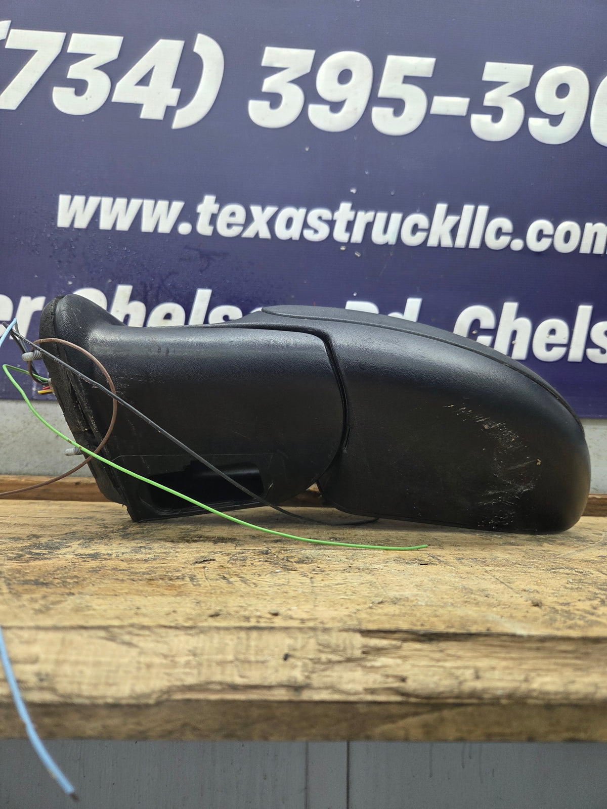 1999-2006 Chevrolet Silverado GMC Sierra 1500 2500 LH Driver Side Power and Heat Mirror