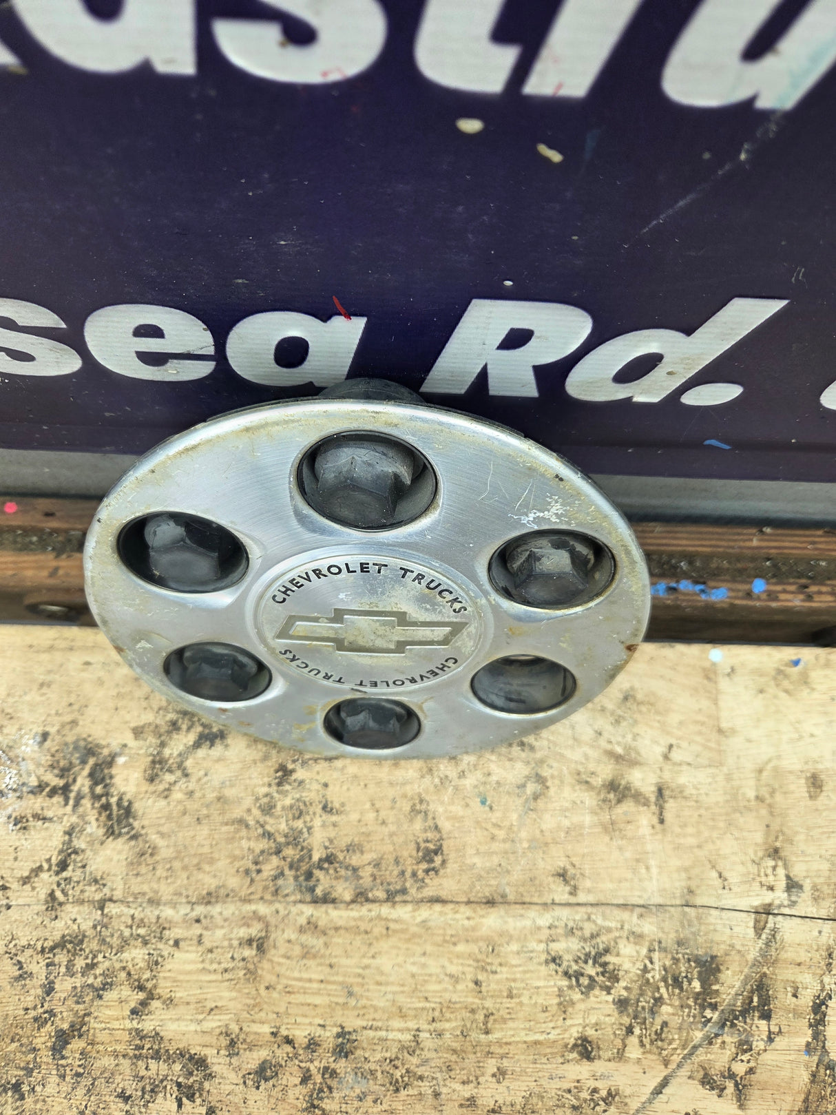 1999-2008 Chevrolet Silverado Suburban Tahoe Express Avalanche 1500 Center Cap Hub Cap 15712387