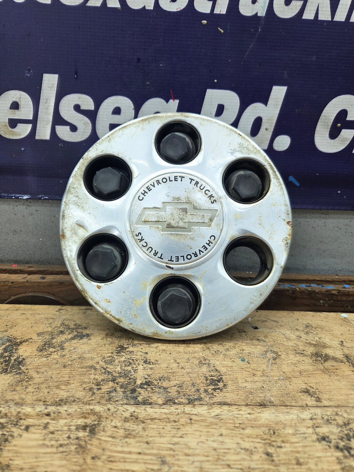 1999-2008 Chevrolet Silverado Suburban Tahoe Express Avalanche 1500 Center Cap Hub Cap 15712387