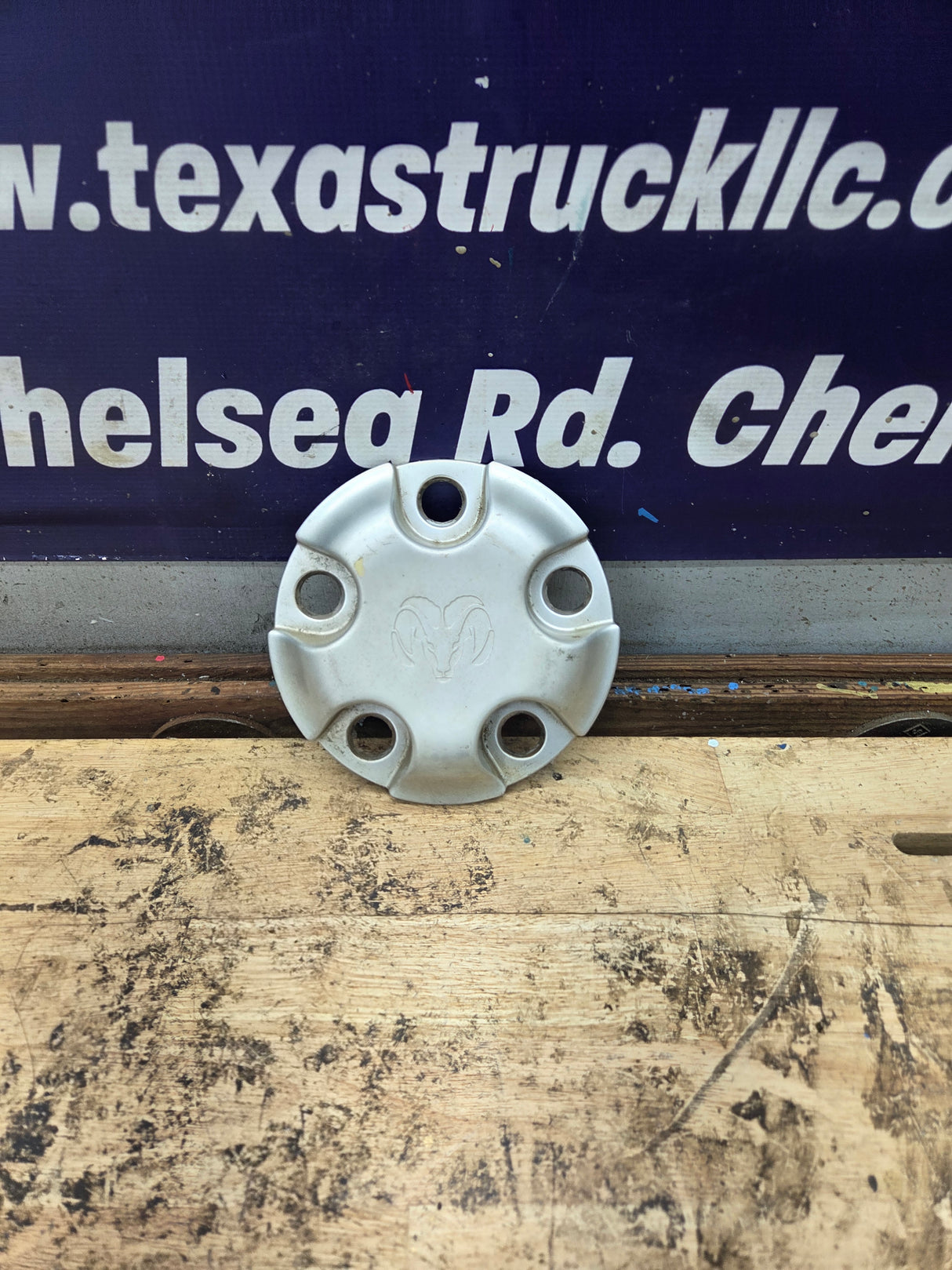 2002-2008 Dodge Ram 1500 OEM Center Wheel Cap Hub Cap 3rd Gen P/N 5845973