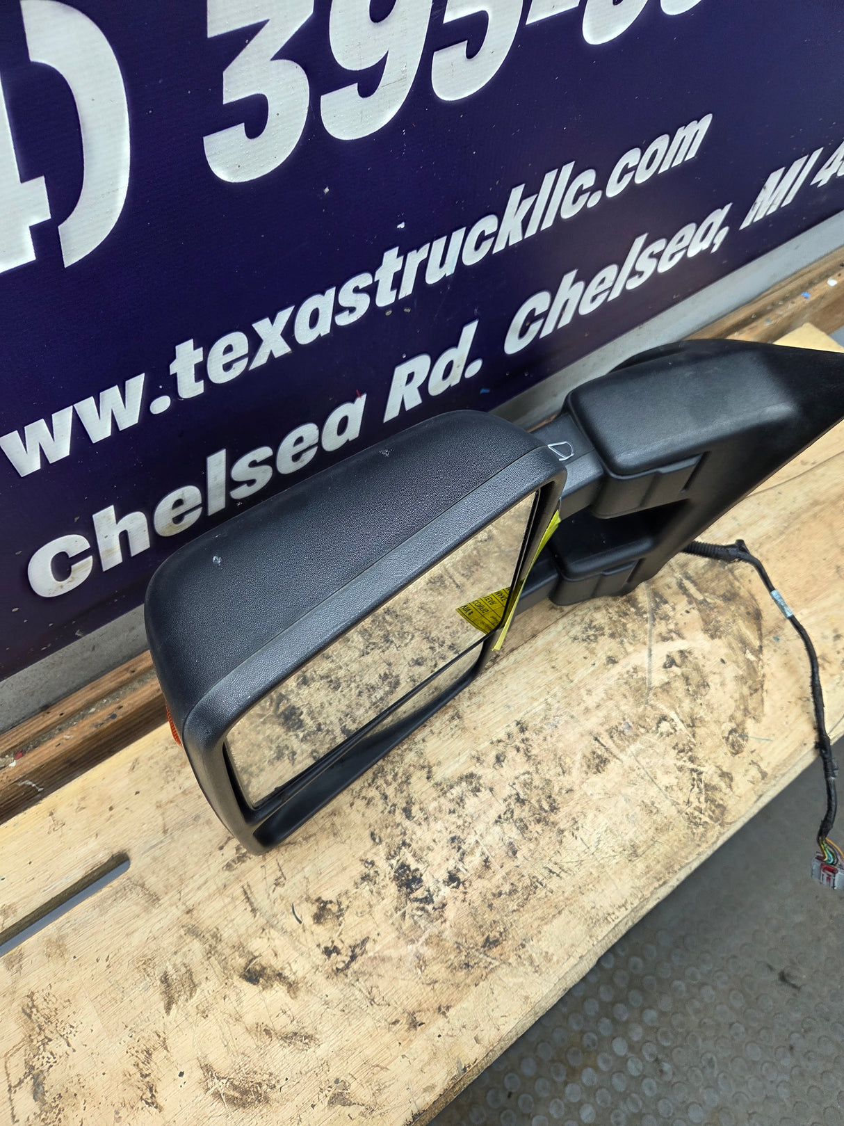 2008-2016 Ford Super Duty F250 F350 F450 F550 LH Driver Side Power Fold & Telescope Heated Towing Mirror OEM