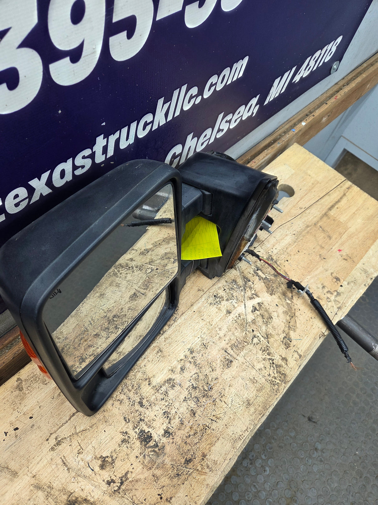 2008-2016 Ford Super Duty F250 F350 F450 F550 LH Driver Side Power Fold & Telescope Heated Towing Mirror OEM (Copy)